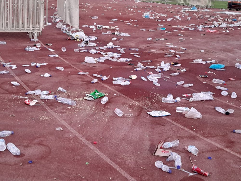 Άφησε το απόλυτο χάος η συναυλία του Αργυρού στο Παγκρήτιο Στάδιο (pics) runbeat.gr